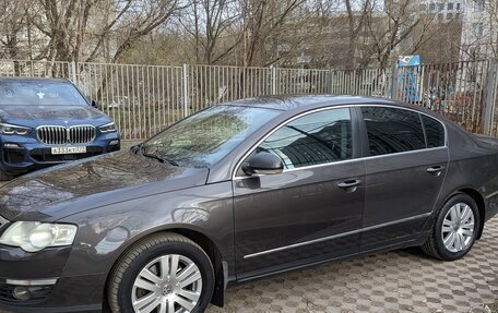 Volkswagen Passat B6, 2007 год, 620 000 рублей, 3 фотография
