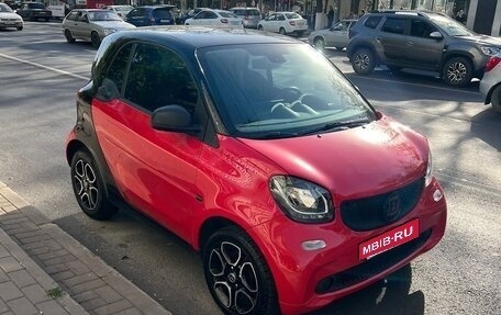 Smart Fortwo III, 2018 год, 1 100 000 рублей, 9 фотография