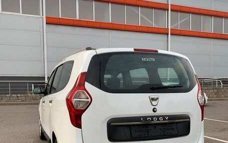 Dacia Lodgy, 2020 год, 1 560 000 рублей, 7 фотография