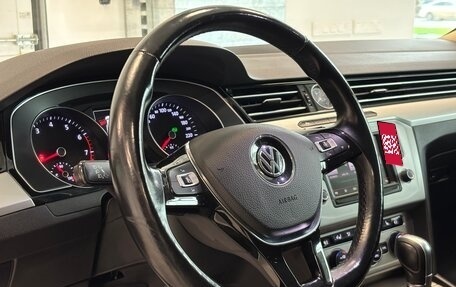 Volkswagen Passat B8 рестайлинг, 2016 год, 1 870 000 рублей, 10 фотография