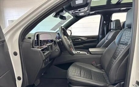 Cadillac Escalade V, 2023 год, 9 850 000 рублей, 11 фотография