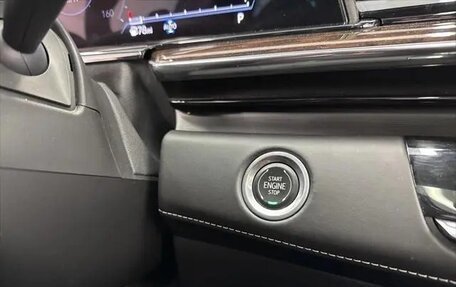 Cadillac Escalade V, 2023 год, 9 850 000 рублей, 22 фотография