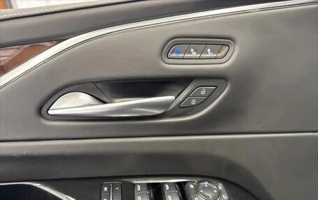 Cadillac Escalade V, 2023 год, 9 850 000 рублей, 33 фотография