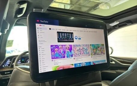 Cadillac Escalade V, 2023 год, 9 850 000 рублей, 38 фотография