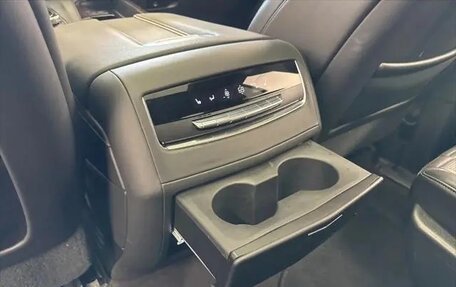Cadillac Escalade V, 2023 год, 9 850 000 рублей, 40 фотография