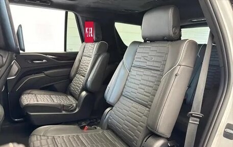 Cadillac Escalade V, 2023 год, 9 850 000 рублей, 36 фотография