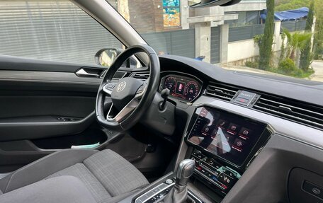 Volkswagen Passat B8 рестайлинг, 2020 год, 2 300 000 рублей, 3 фотография