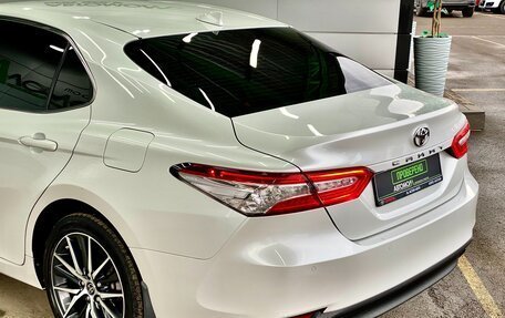 Toyota Camry, 2021 год, 3 199 000 рублей, 10 фотография
