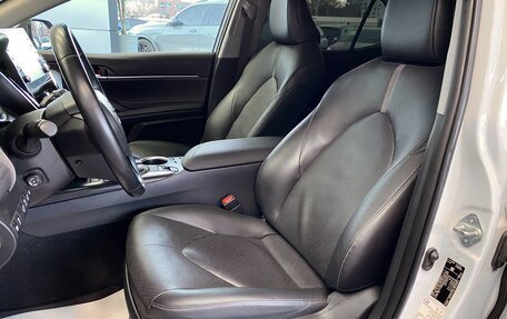 Toyota Camry, 2021 год, 3 199 000 рублей, 30 фотография