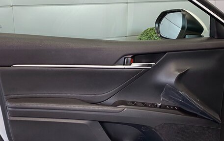 Toyota Camry, 2021 год, 3 199 000 рублей, 27 фотография