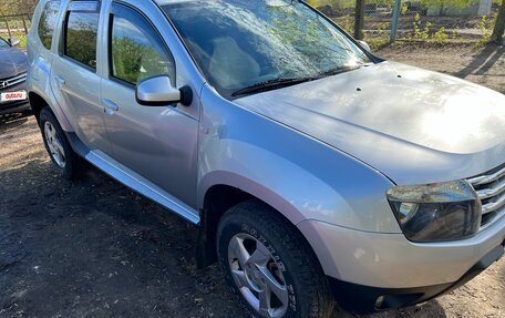 Renault Duster I рестайлинг, 2012 год, 850 000 рублей, 2 фотография