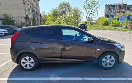 Hyundai Solaris II рестайлинг, 2015 год, 1 180 000 рублей, 4 фотография