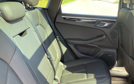 Porsche Macan I рестайлинг, 2019 год, 4 300 000 рублей, 28 фотография
