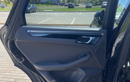 Porsche Macan I рестайлинг, 2019 год, 4 300 000 рублей, 34 фотография