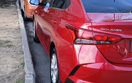 Hyundai Solaris II рестайлинг, 2021 год, 1 750 000 рублей, 23 фотография