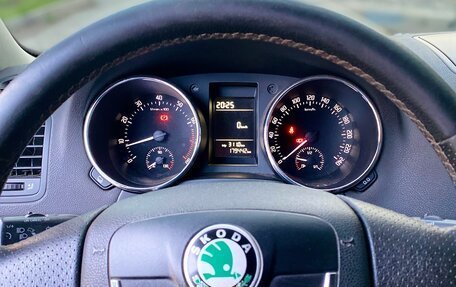 Skoda Yeti I рестайлинг, 2012 год, 980 000 рублей, 20 фотография