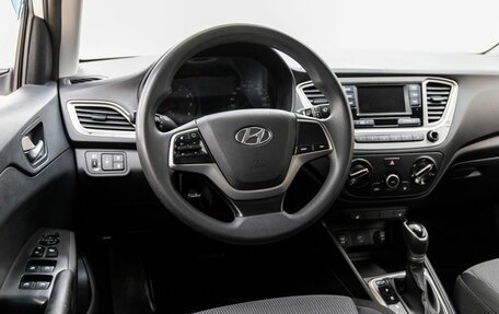 Hyundai Solaris II рестайлинг, 2019 год, 1 398 000 рублей, 17 фотография