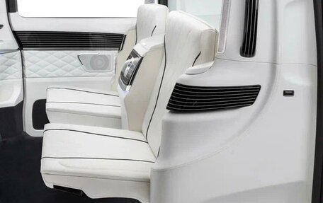 Mercedes-Benz V-Класс, 2024 год, 43 980 000 рублей, 7 фотография