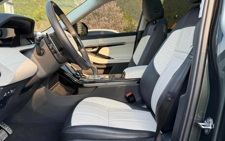 Land Rover Range Rover Evoque II, 2022 год, 2 980 000 рублей, 6 фотография