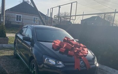 Volkswagen Polo VI (EU Market), 2011 год, 750 000 рублей, 1 фотография