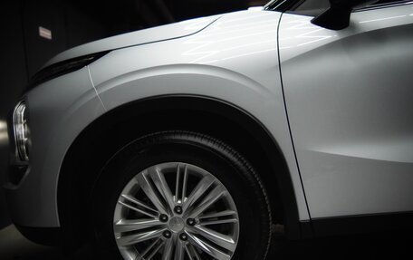 Mitsubishi Outlander, 2023 год, 4 500 000 рублей, 7 фотография