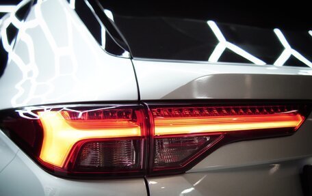 Mitsubishi Outlander, 2023 год, 4 500 000 рублей, 31 фотография