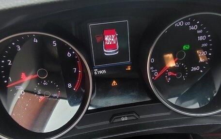 Volkswagen Tiguan II, 2017 год, 2 420 000 рублей, 3 фотография