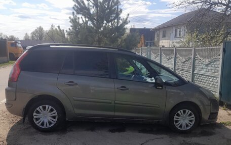 Citroen C4 Picasso II рестайлинг, 2009 год, 550 000 рублей, 15 фотография