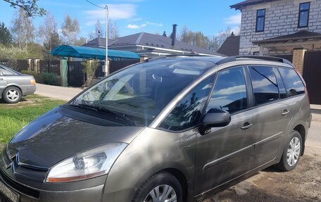 Citroen C4 Picasso II рестайлинг, 2009 год, 550 000 рублей, 32 фотография