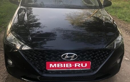 Hyundai Solaris II рестайлинг, 2020 год, 1 200 000 рублей, 4 фотография