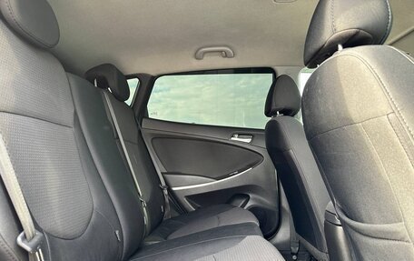 Hyundai Solaris II рестайлинг, 2015 год, 1 030 000 рублей, 4 фотография