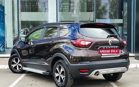 Renault Kaptur I рестайлинг, 2018 год, 940 000 рублей, 4 фотография