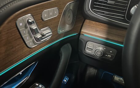 Mercedes-Benz Maybach GLS I, 2022 год, 25 000 000 рублей, 33 фотография
