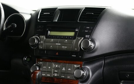 Toyota Highlander III, 2013 год, 1 995 000 рублей, 12 фотография