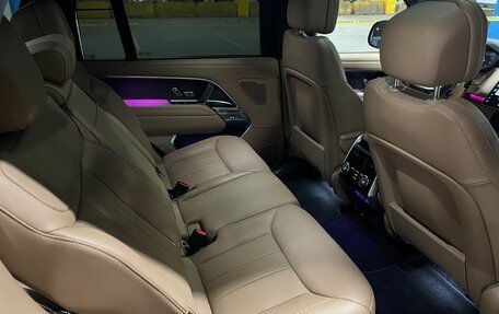 Land Rover Range Rover IV рестайлинг, 2024 год, 22 500 000 рублей, 28 фотография