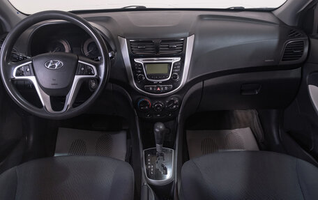 Hyundai Solaris II рестайлинг, 2012 год, 779 000 рублей, 10 фотография
