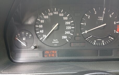 BMW 5 серия, 1992 год, 740 000 рублей, 7 фотография