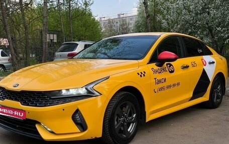 KIA K5, 2021 год, 1 980 000 рублей, 2 фотография