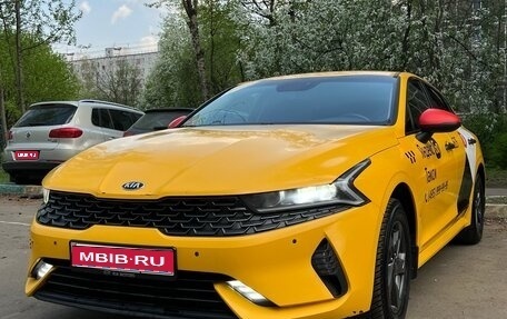 KIA K5, 2021 год, 1 980 000 рублей, 1 фотография
