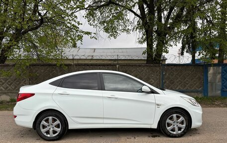 Hyundai Solaris II рестайлинг, 2014 год, 1 050 000 рублей, 3 фотография