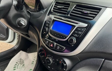 Hyundai Solaris II рестайлинг, 2014 год, 1 050 000 рублей, 16 фотография