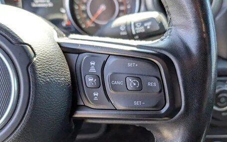 Jeep Wrangler, 2021 год, 4 258 357 рублей, 21 фотография