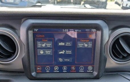 Jeep Wrangler, 2021 год, 4 258 357 рублей, 25 фотография