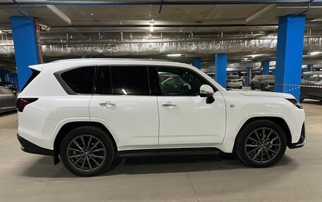 Lexus LX, 2024 год, 17 000 000 рублей, 4 фотография