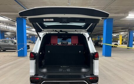 Lexus LX, 2024 год, 17 000 000 рублей, 9 фотография