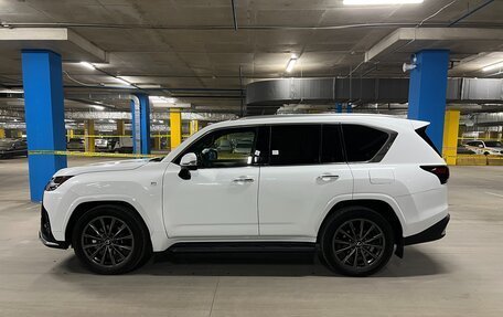 Lexus LX, 2024 год, 17 000 000 рублей, 8 фотография