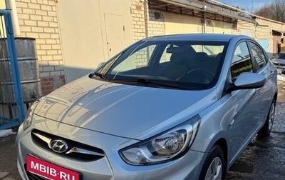 Hyundai Solaris II рестайлинг, 2011 год, 975 000 рублей, 1 фотография