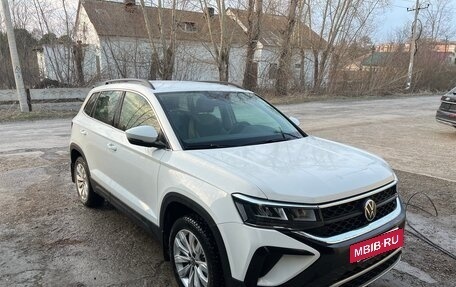 Volkswagen Taos, 2021 год, 2 700 000 рублей, 9 фотография