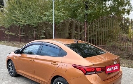 Hyundai Solaris II рестайлинг, 2017 год, 1 150 000 рублей, 3 фотография