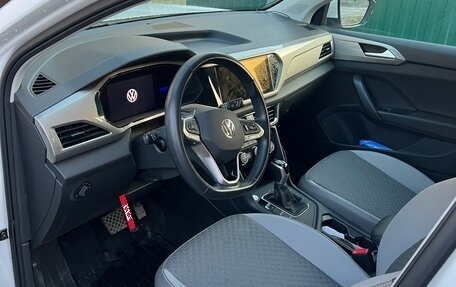 Volkswagen Taos, 2021 год, 2 700 000 рублей, 13 фотография
